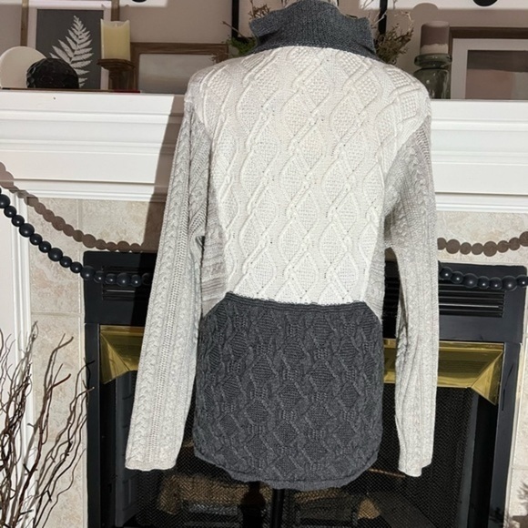 ORLY Block Color Cable Mock Turtleneck Sweater - Picture 4 of 14